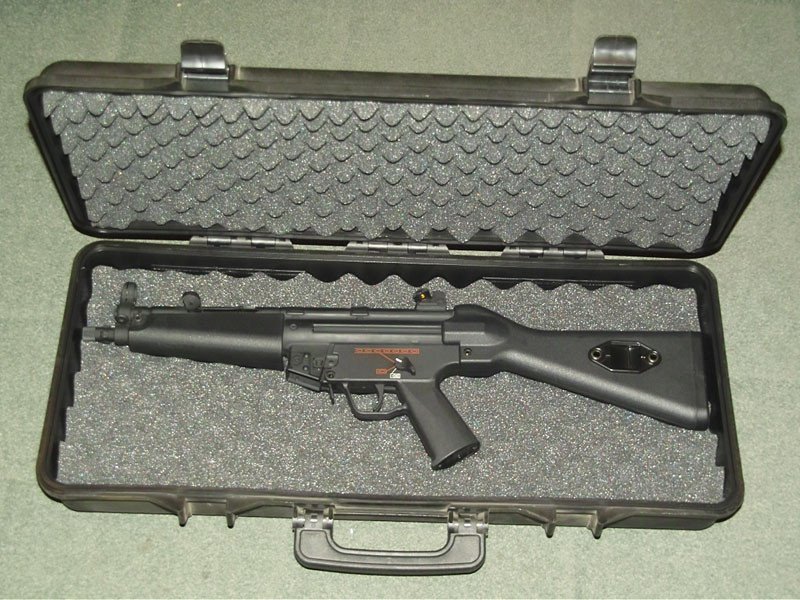 68,5cm Plastic Carrying Case