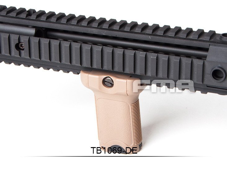 17984 FMA TD Tactical Grip For RIS Rail with Cap - Tan