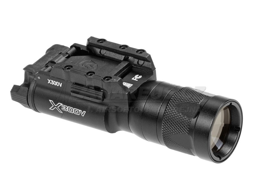 20883 X300V Vampire LED Tactical Light (BK)