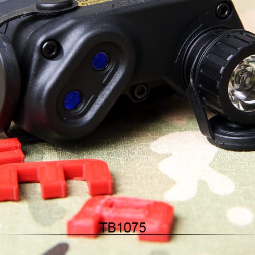 FMA AN/PEQ15 LA5-C UHP Version (LED Flashlight, Green / IR Laser) - Black