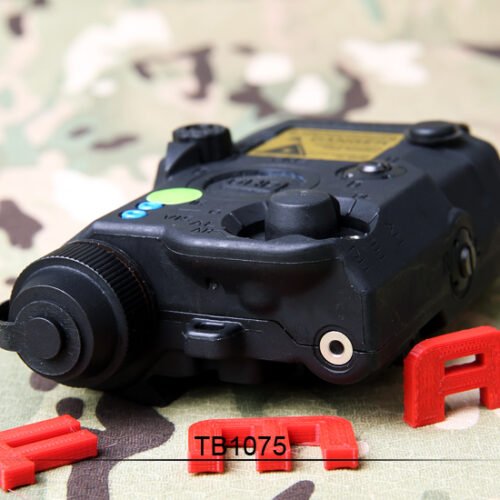 FMA AN/PEQ15 LA5-C UHP Version (LED Flashlight, Green / IR Laser) - Black