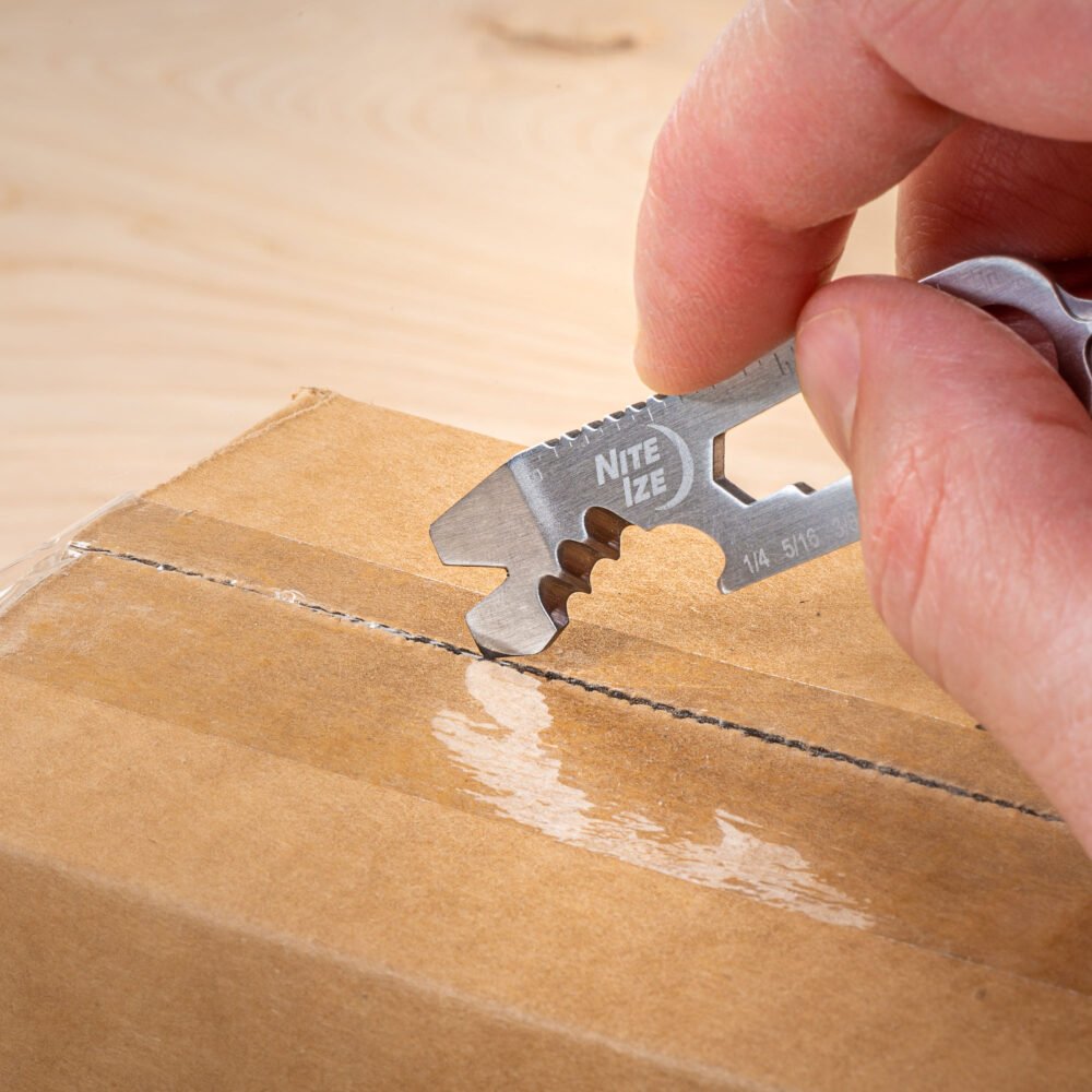 DOOHICKEY(R) plus  KEY TOOL, silver