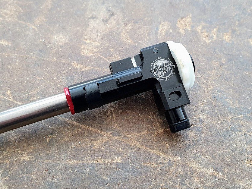 RetroArms CNC Hop-up Chamber AR15 BASIC - Black