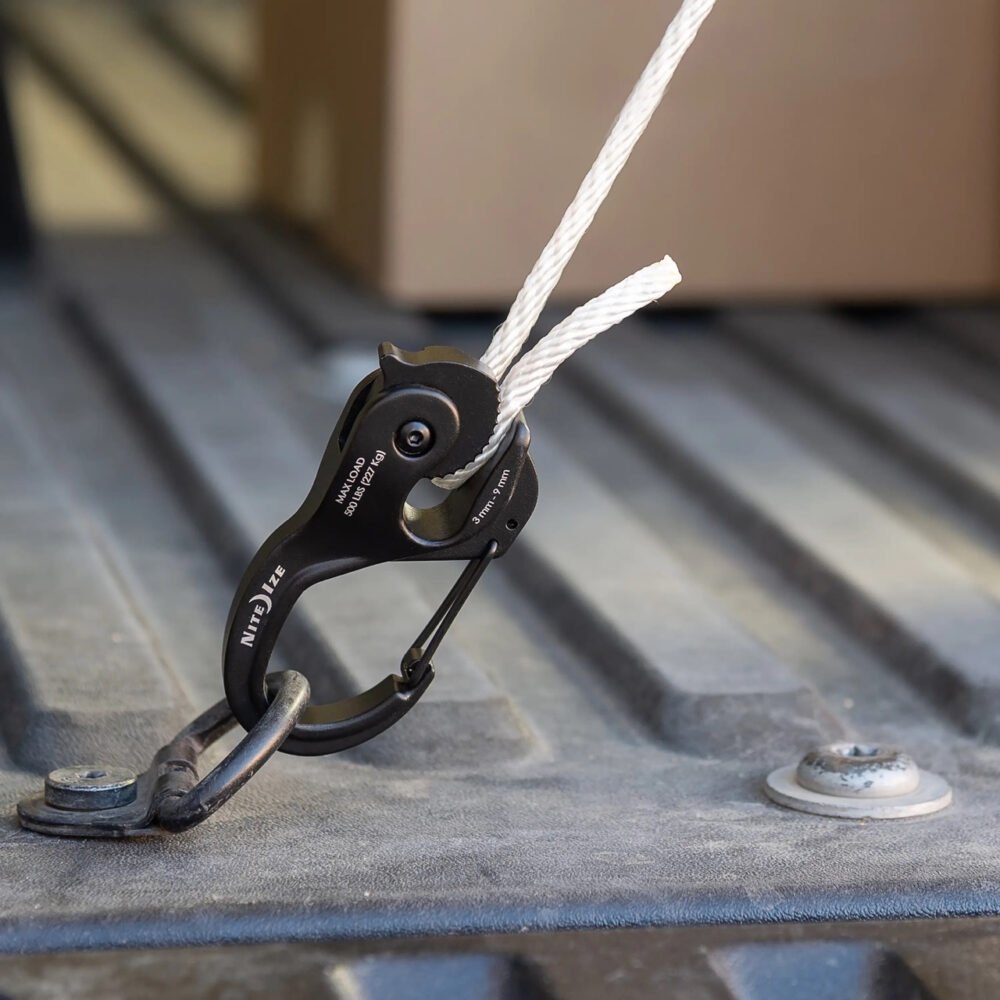 44390 CamJam(R) XT(TM) Aluminum Rope Tightener, black - regular