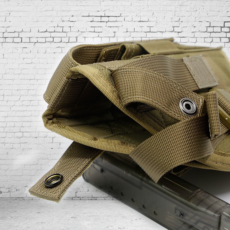 47233 WST Universal holster with magazine pouch - MC