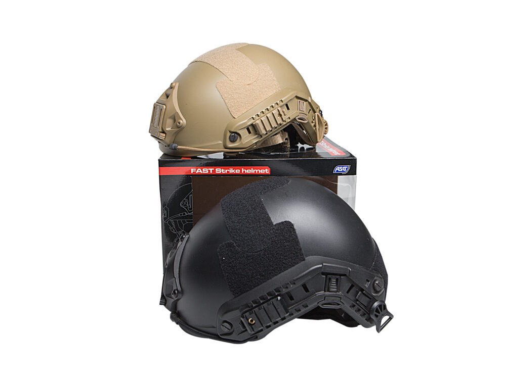 STRIKE OCC FAST Helmet - Black