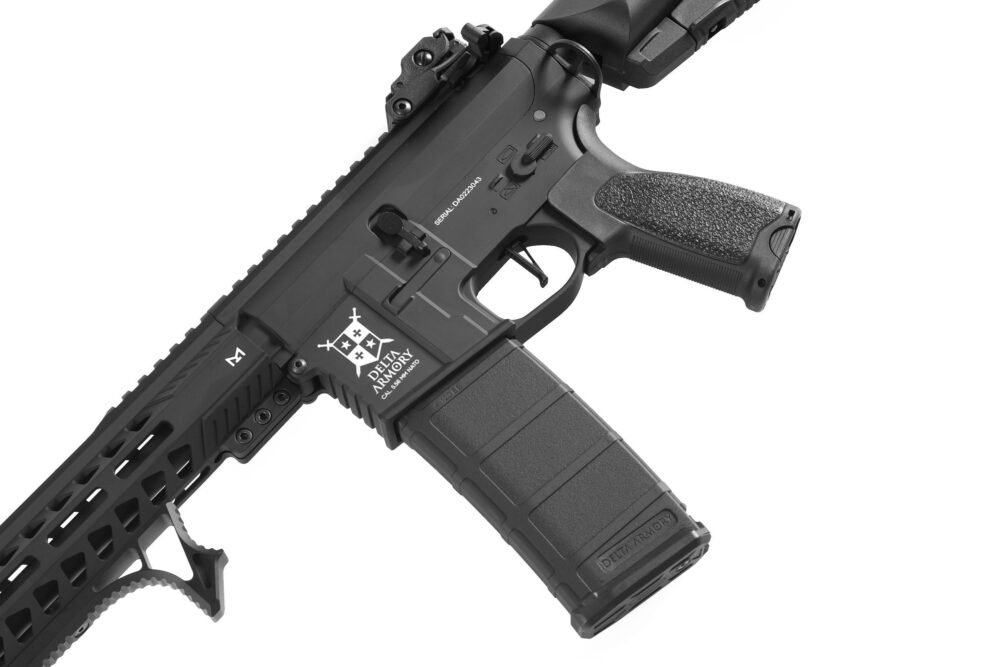 57328 Delta Armory M4 M-LOK 10" ALPHA - Black