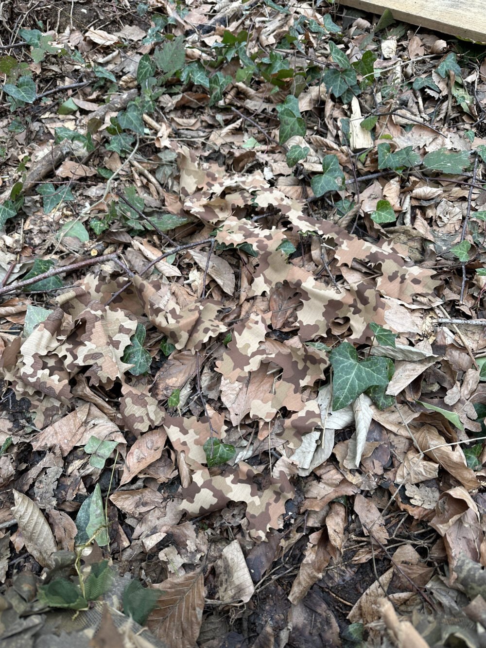 KMCS Adaptive Leafstrip - Woodland Floor