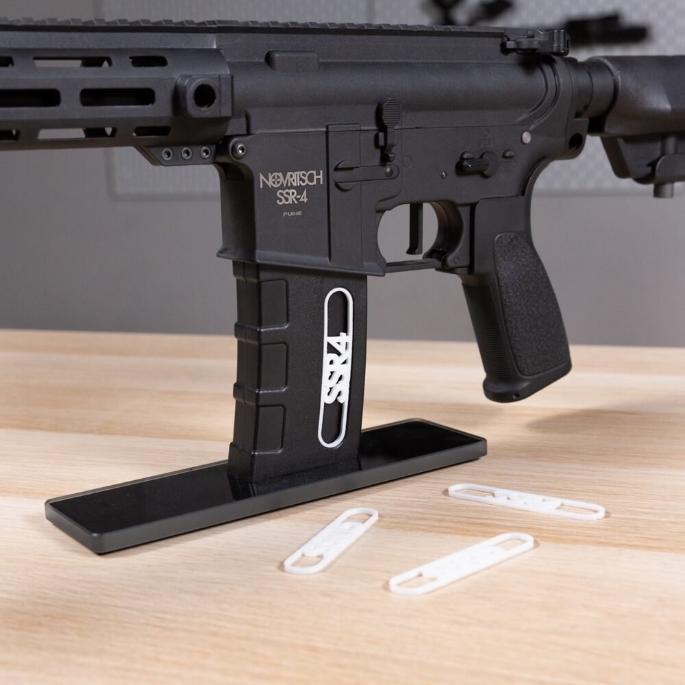 Novritsch M4 Gun Stand, Glass Base - Black