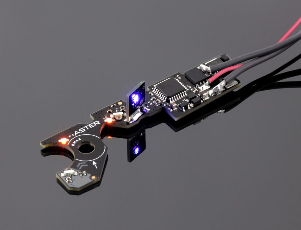 E a L AKS-74UN Platinum GATE ASTER SE V3 - Black / Wood