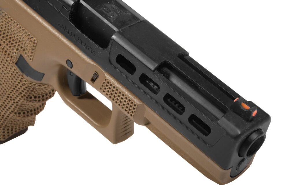 Delta Armory GBB P06 G-series Pistol - Tan