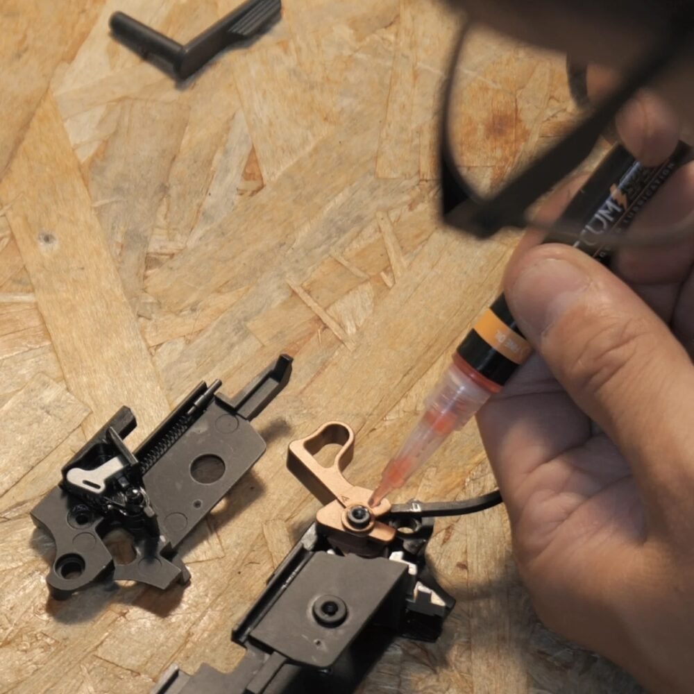 4UANTUM High SPEED Axle and Trigger Oil - Orange
