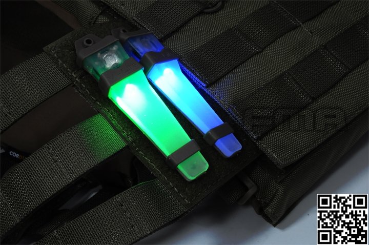 FMA V-LITE Tactical Position Marker, Tan Case - Blue