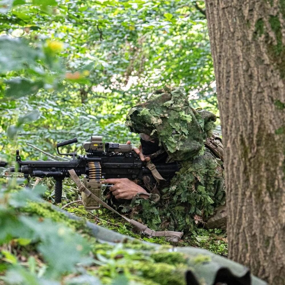 KMCS Mitznefet with 3D Leaves - Next-Gen Green