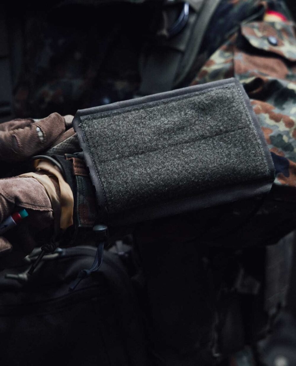 TT WRIST OFFICE MKII Pouch - Coyote