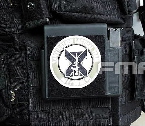 FMA Automatically Jacketed MOLLE Pistol Pouch for 4 Magazines - Tan