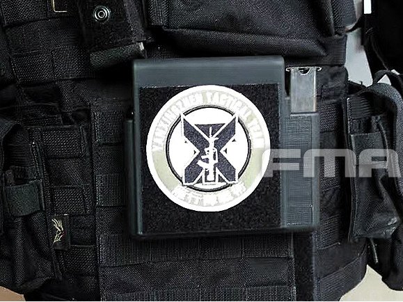 FMA Automatically Jacketed MOLLE Pistol Pouch for 4 Magazines - Tan