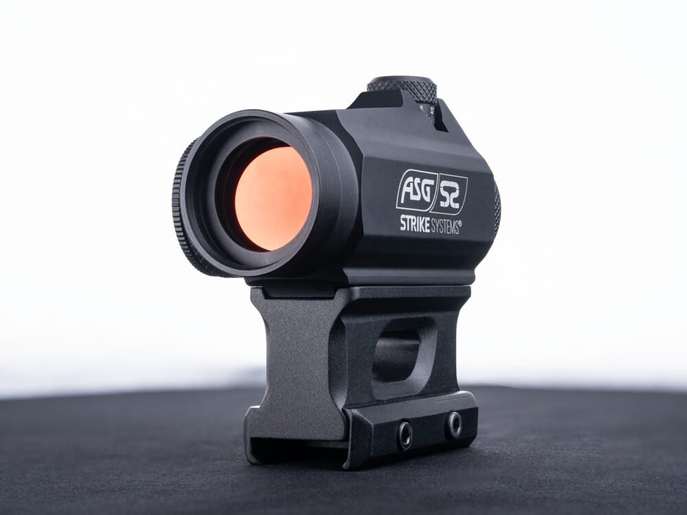 STRIKE RDATS-01 Red Dot Sight, RIS Mount - Black