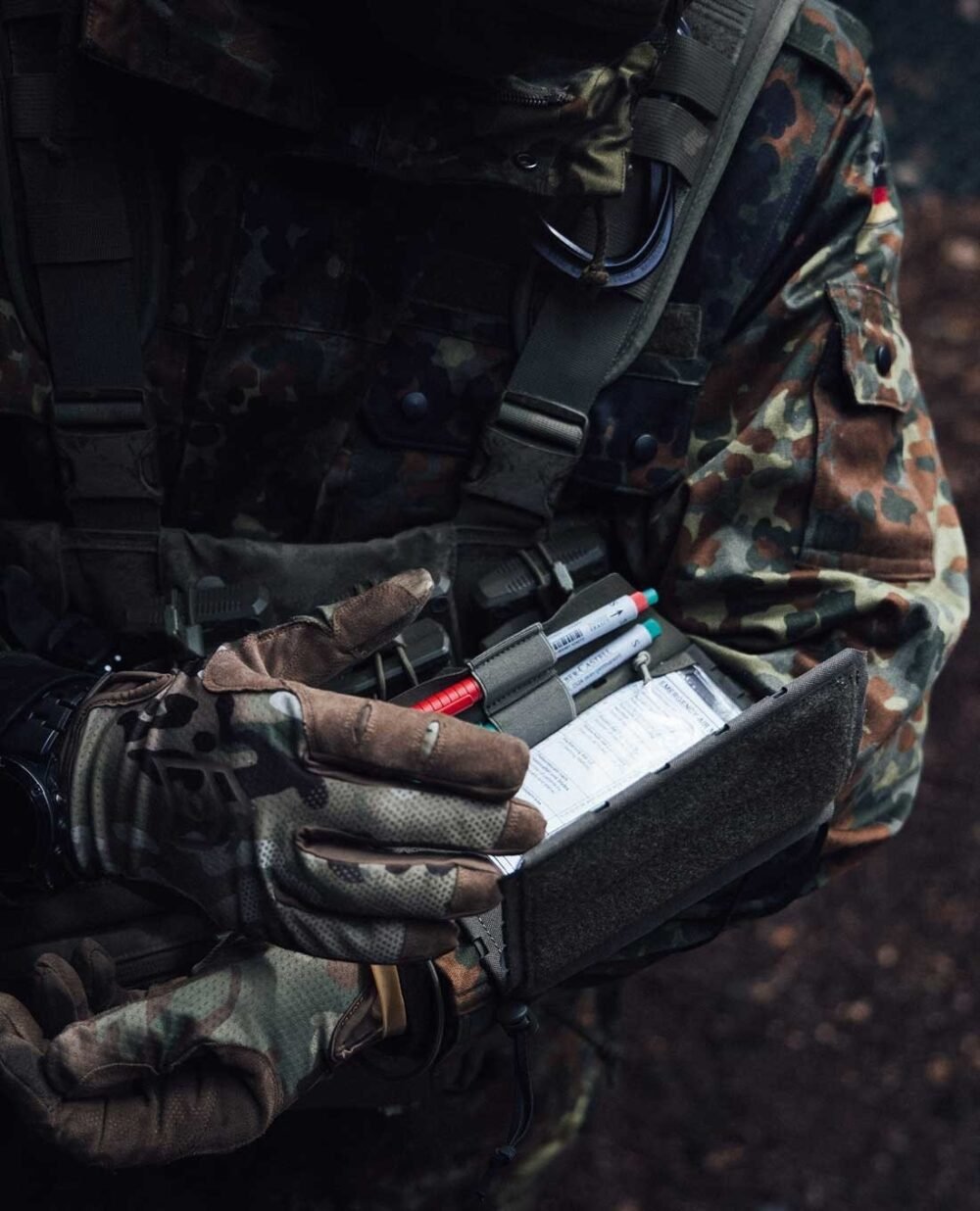 TT WRIST OFFICE MKII Pouch – Green