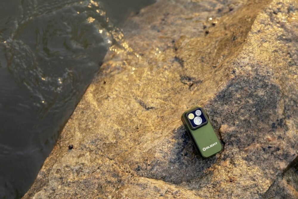 OLIGHT OCLIP PRO Rechargeable Flashlight 500 LM – Green