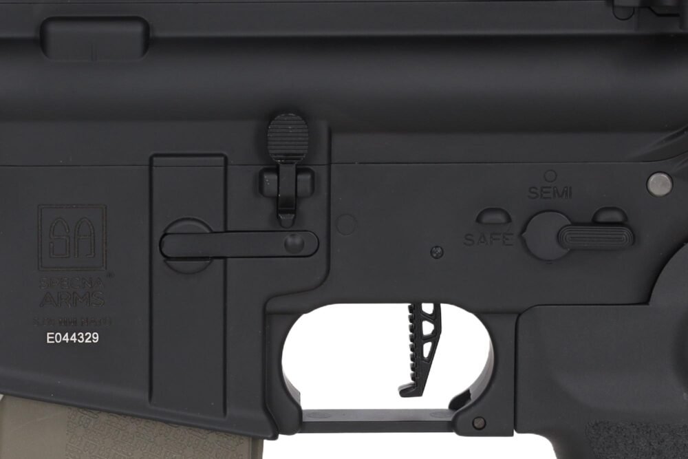 SA M4 URG-I M-LOK 14" (SA-P30 PRIME(TM) BLDC(TM) ASTER II) – Black / Green
