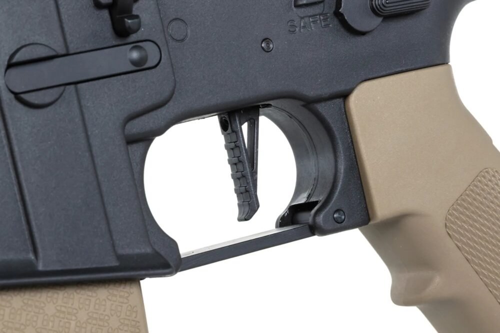 SA M4 CQB M-LOK Gen2 (SA-C17 CORE(TM) HAL ETU(TM)) – Black / Tan